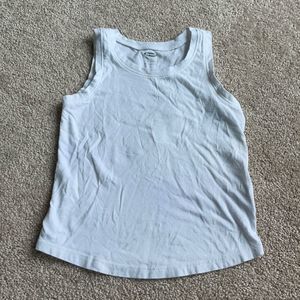 🎒50% off🎒 Old Navy White Sleeveless Tee 2T